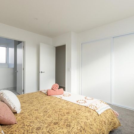 Entertaining Townhouse By Little High Eatery Apartment Christchurch Bagian luar foto